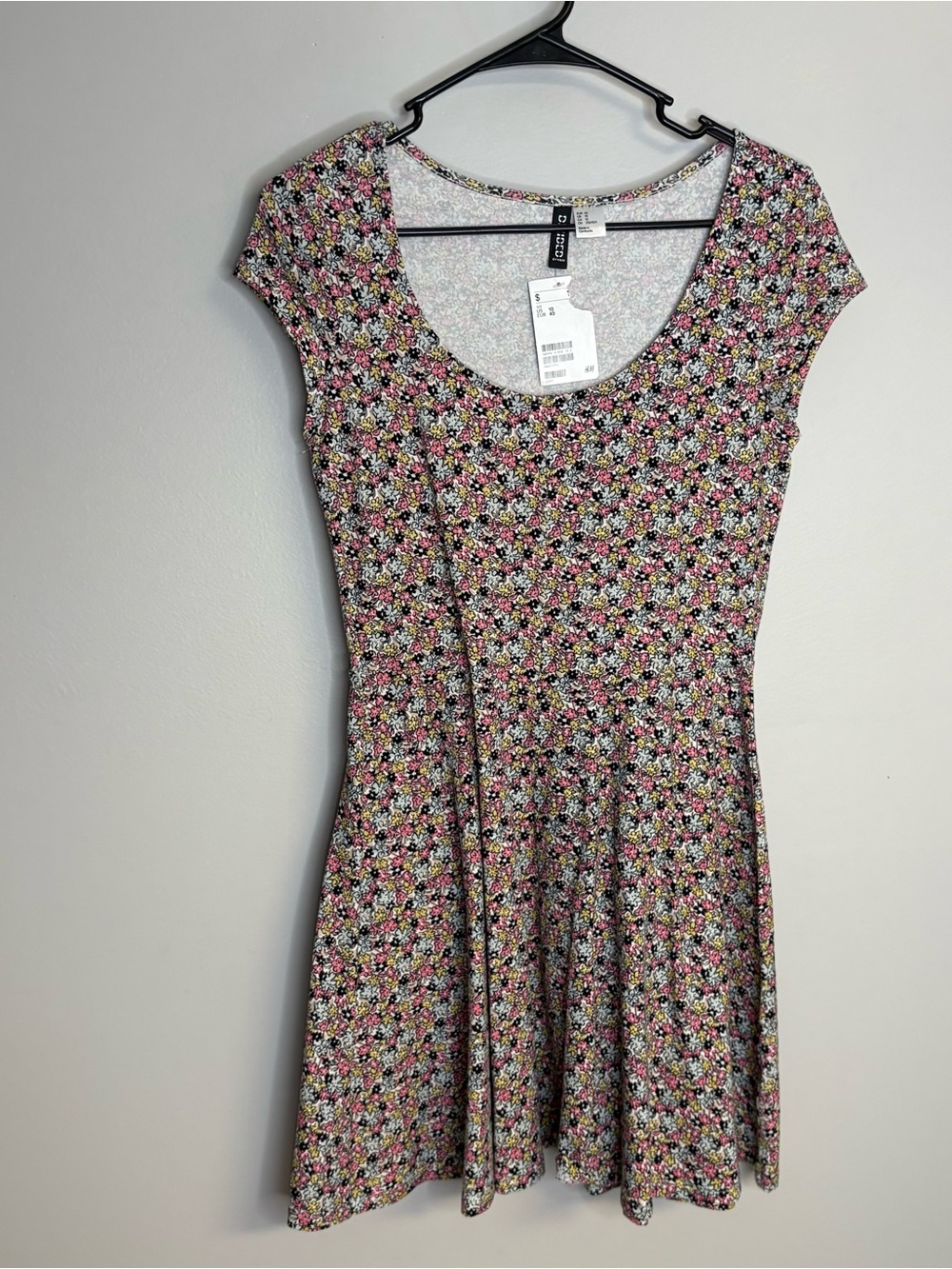 H&M Pink Floral Scoop-Neck Fit & Flare Dress